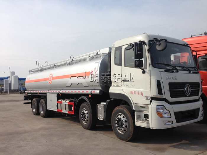 明泰鋁業(yè)：采用鋁合金材質(zhì)的油罐車(chē)罐體更安全